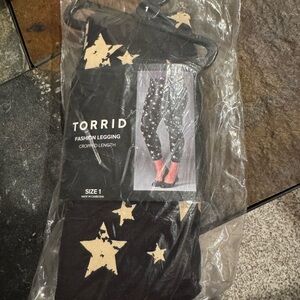 Torrid Black and Cream Star Leggings